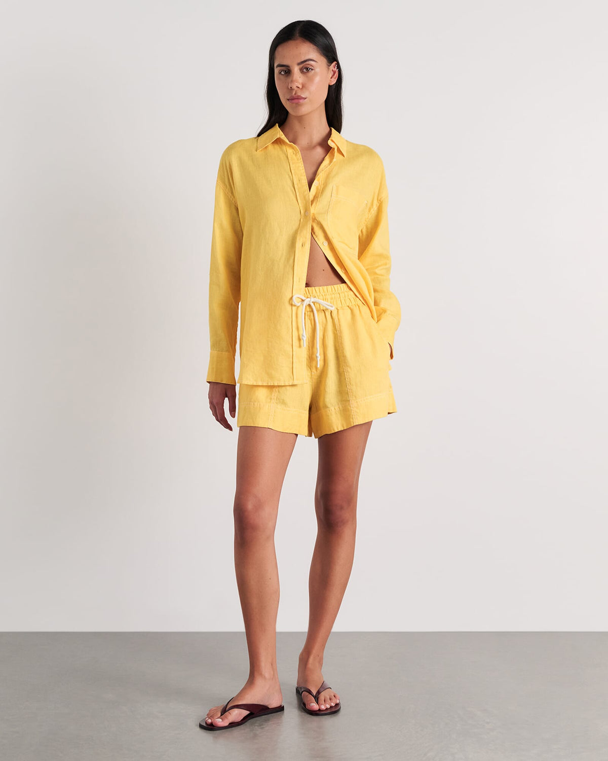 Gigi Linen Pull On Short