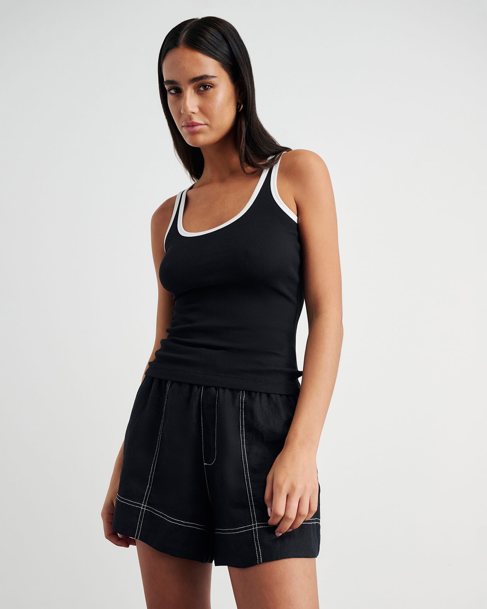 JAG kate contrast scoop tank whiteblack