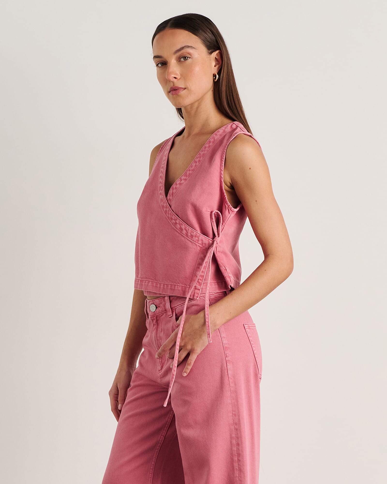 Loe Wrap Top