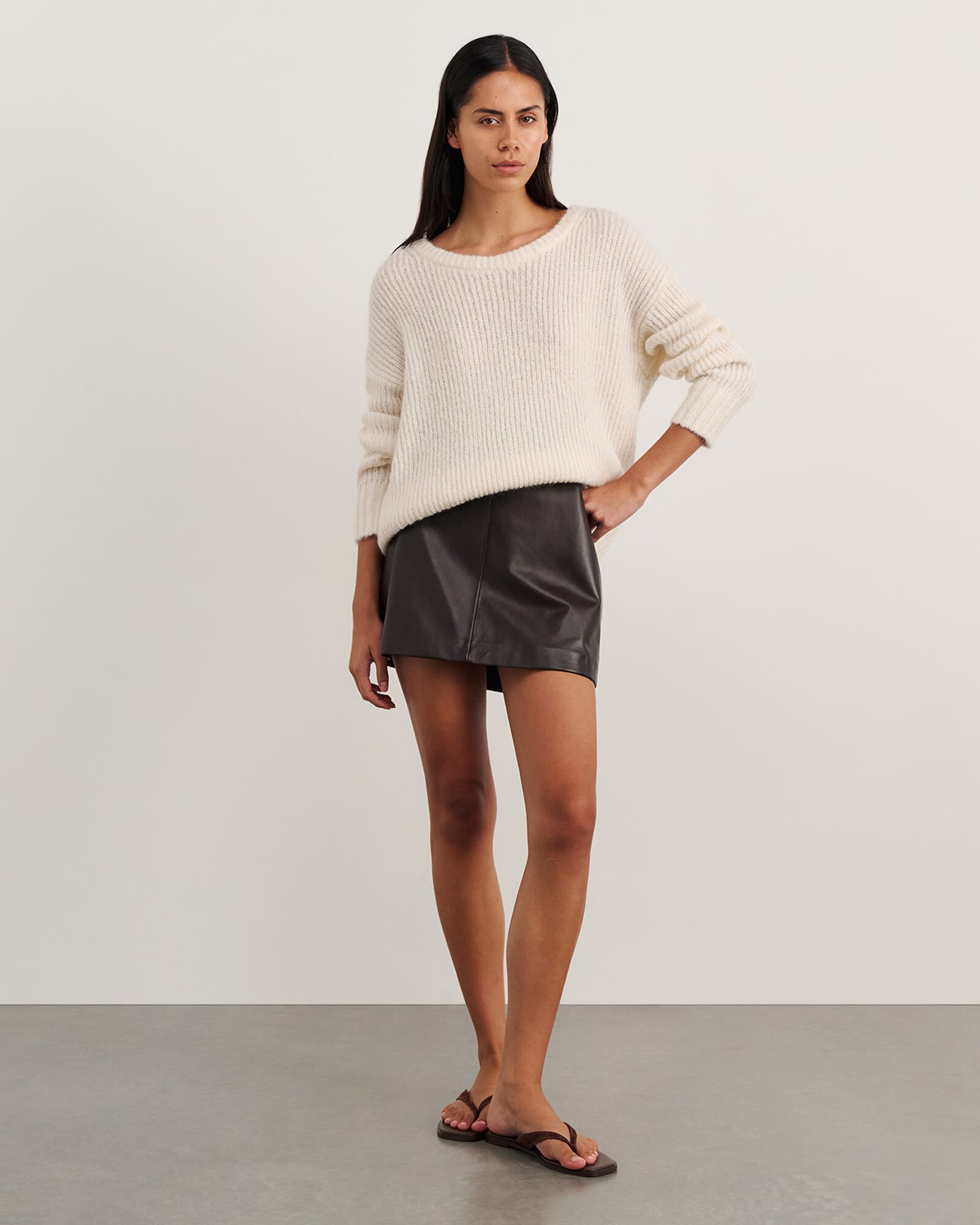 JAG lily scoop knit milk
