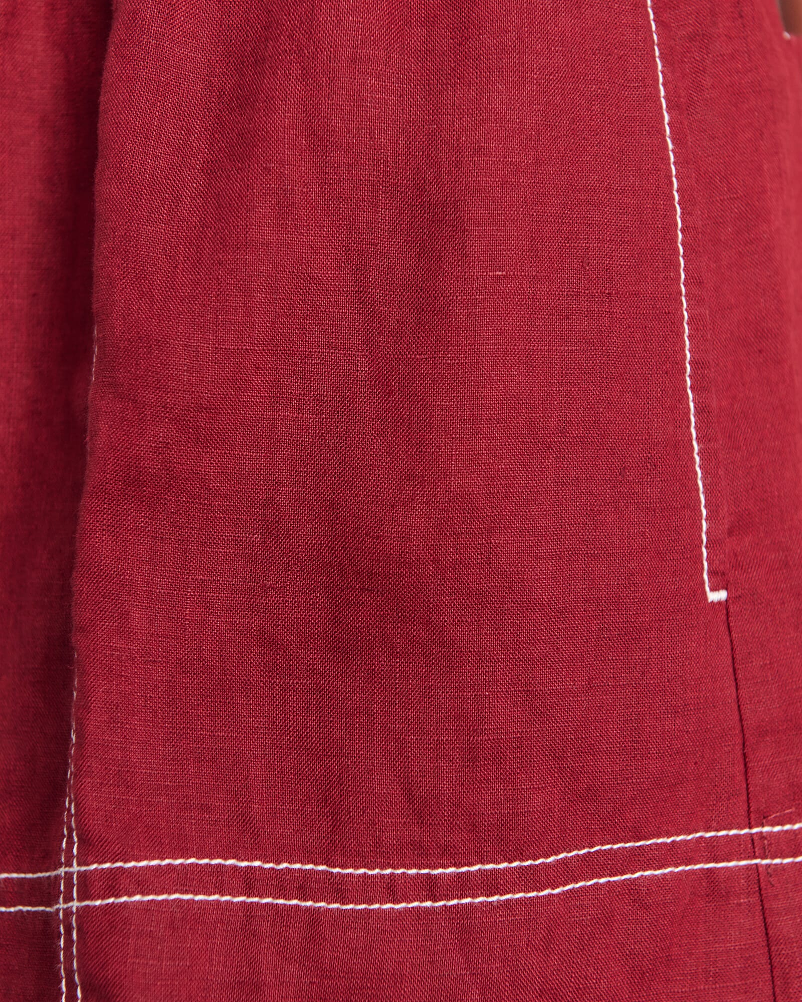 JAG gigi linen pull on short burgundy