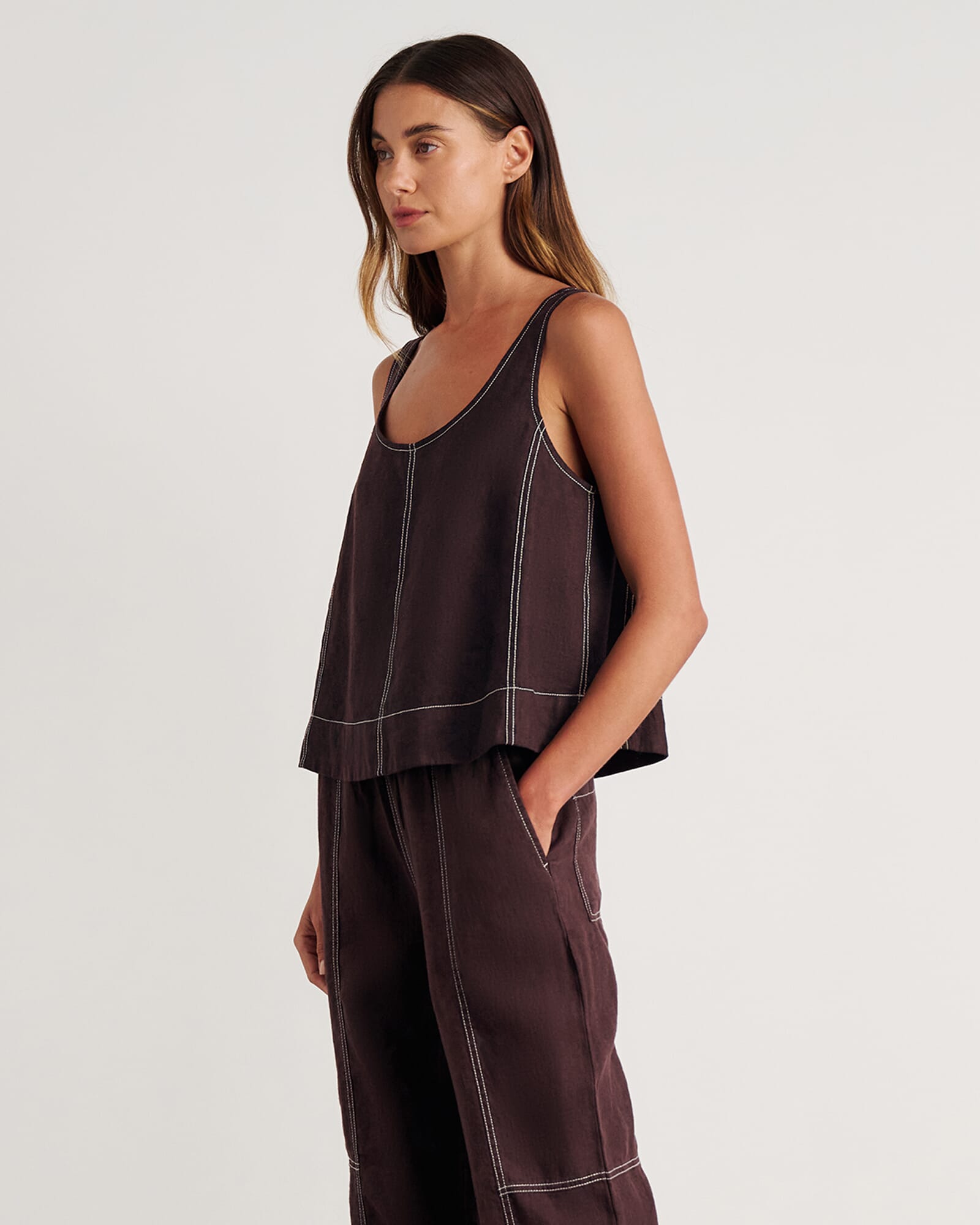 JAG sabine linen scoop cami darkchocolate