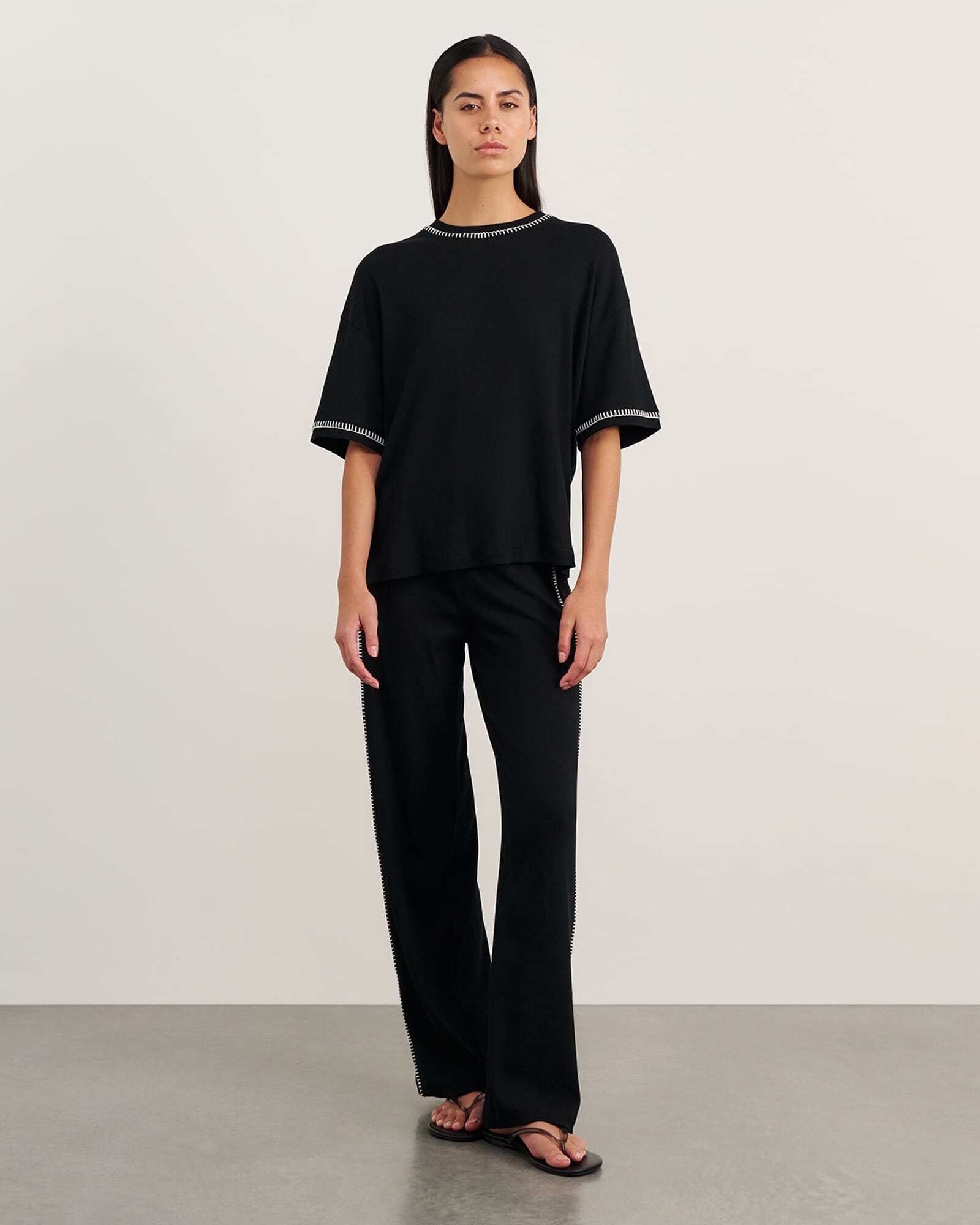 JAG celina blanket stitch tee black