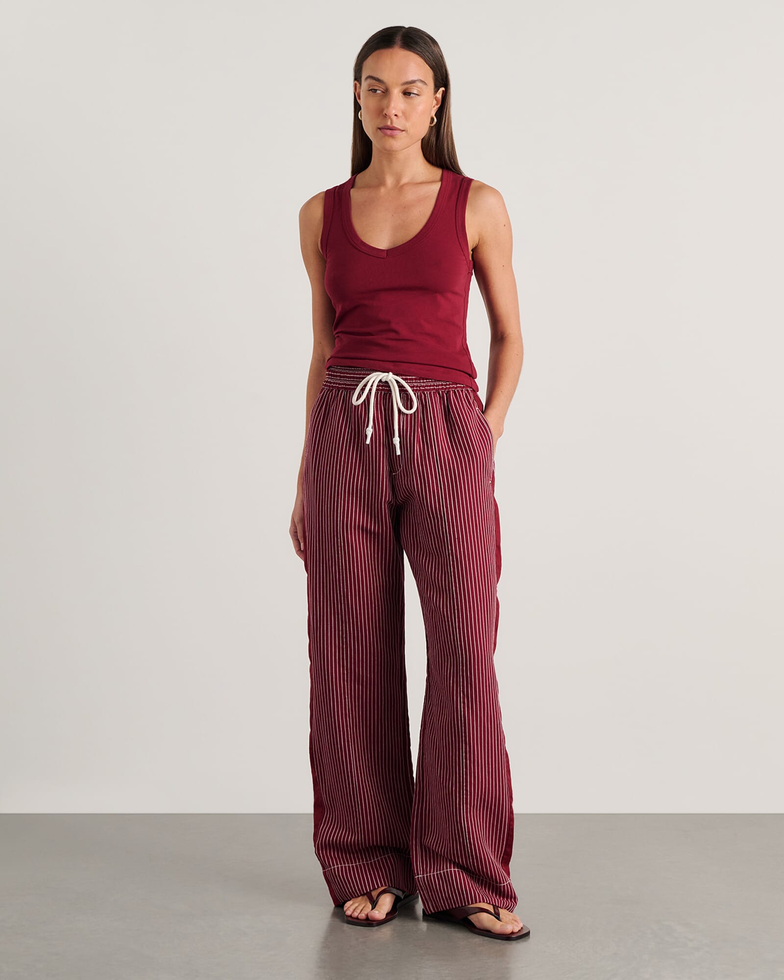 JAG dakota v neck tank burgundy