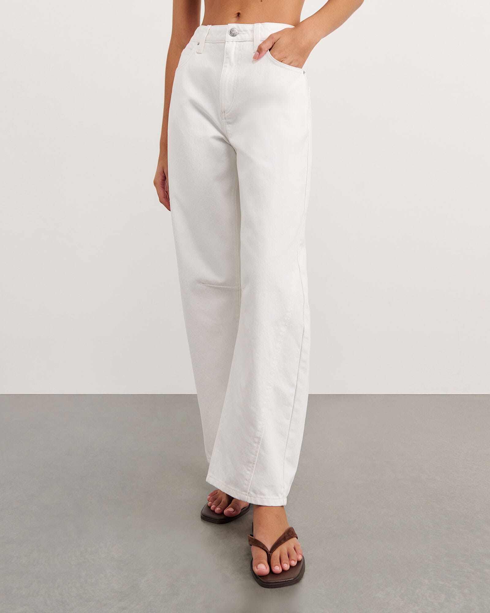 Lucia Barrel Jean