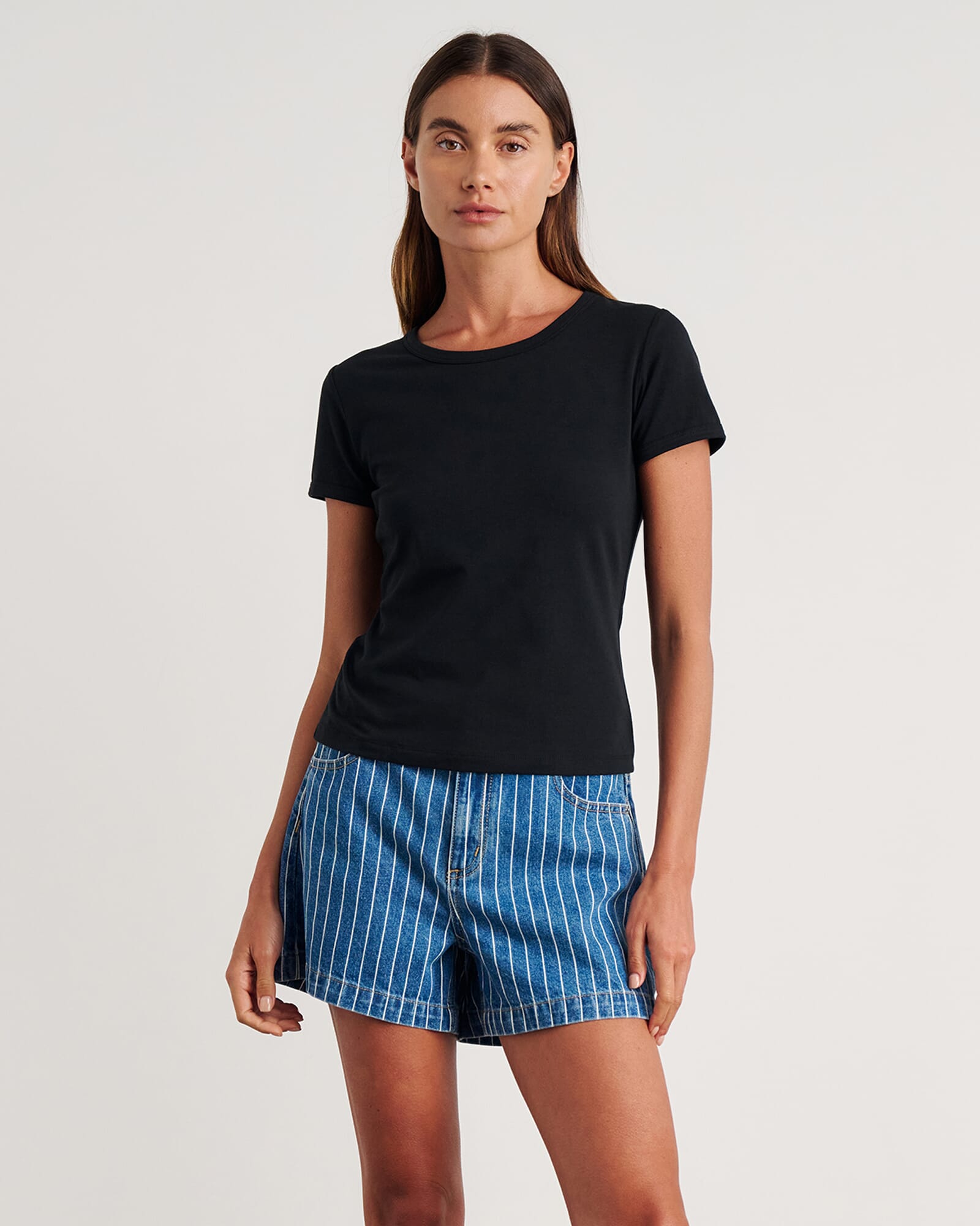 JAG dakotah baby tee black