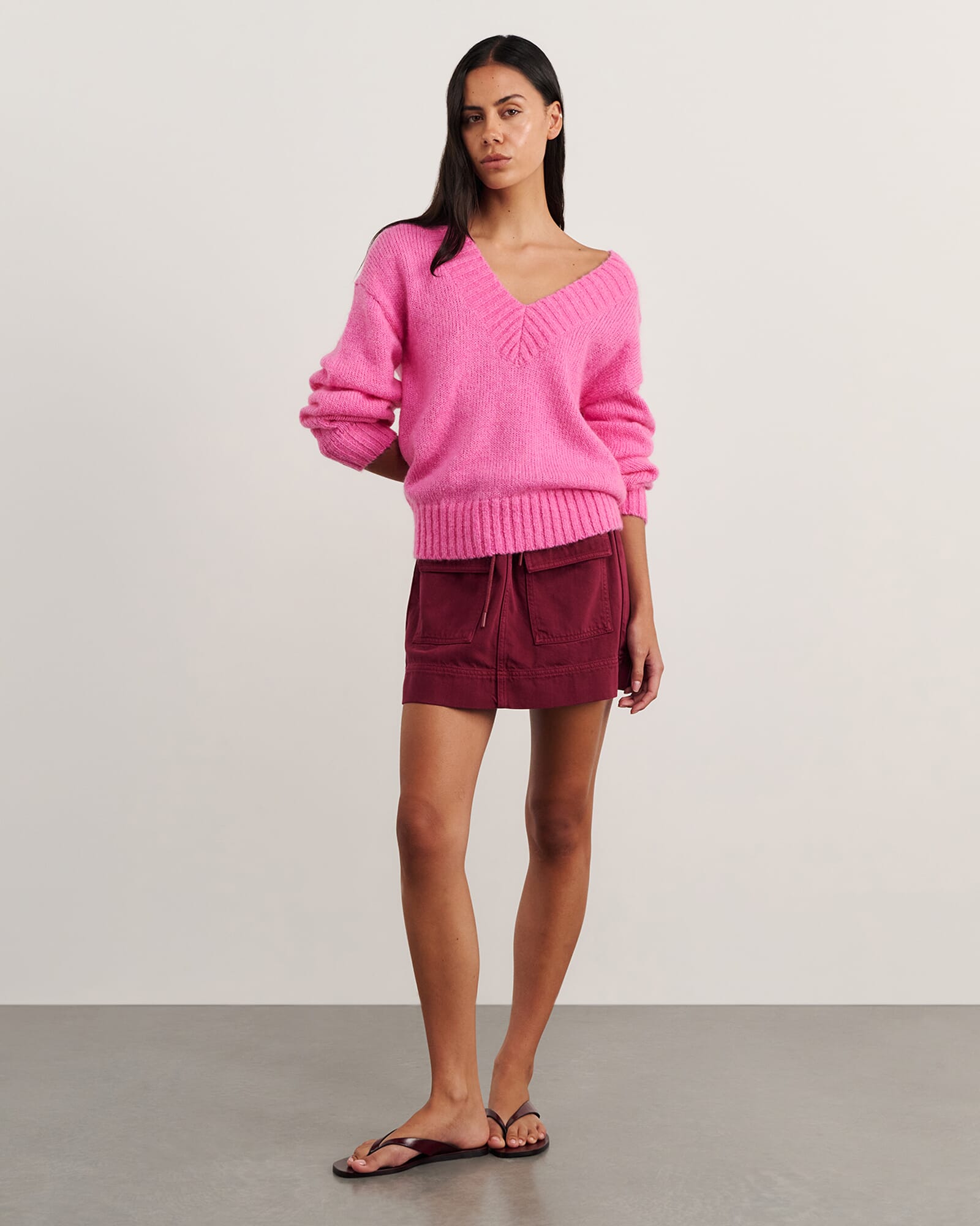 JAG lily v neck knit peony